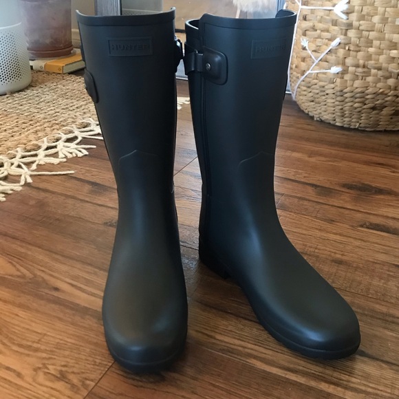 Hunter Refined Original Slim Fit Rain Boots - Picture 1 of 4